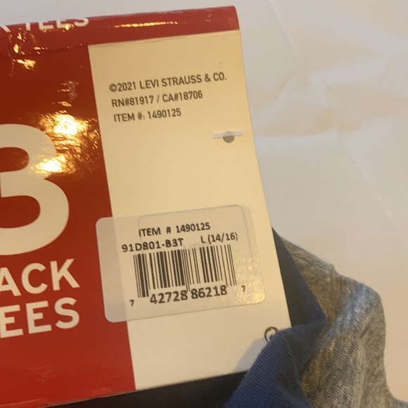 Classic Levi's Youth Boys 3 Pack Tee Shirts - Picture 9 of 11